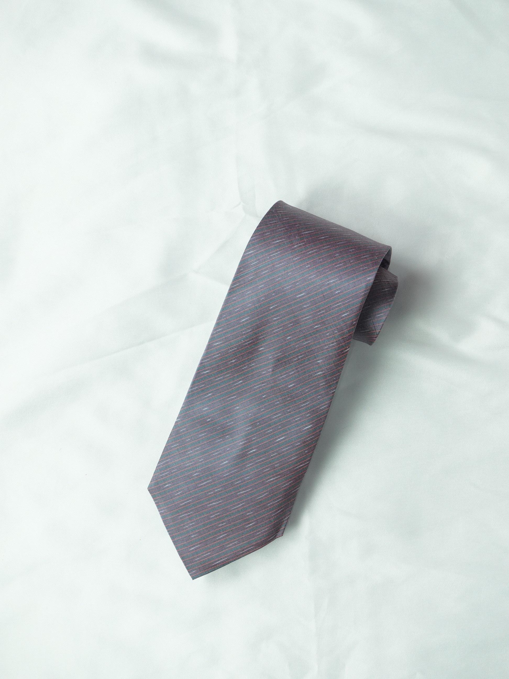 เนคไทผ้าไหม ลายพื้นเมือง ลายอัมปรม ขนาดกว้าง 3.0นิ้ว สีเทา รหัส ND-NY-012468112