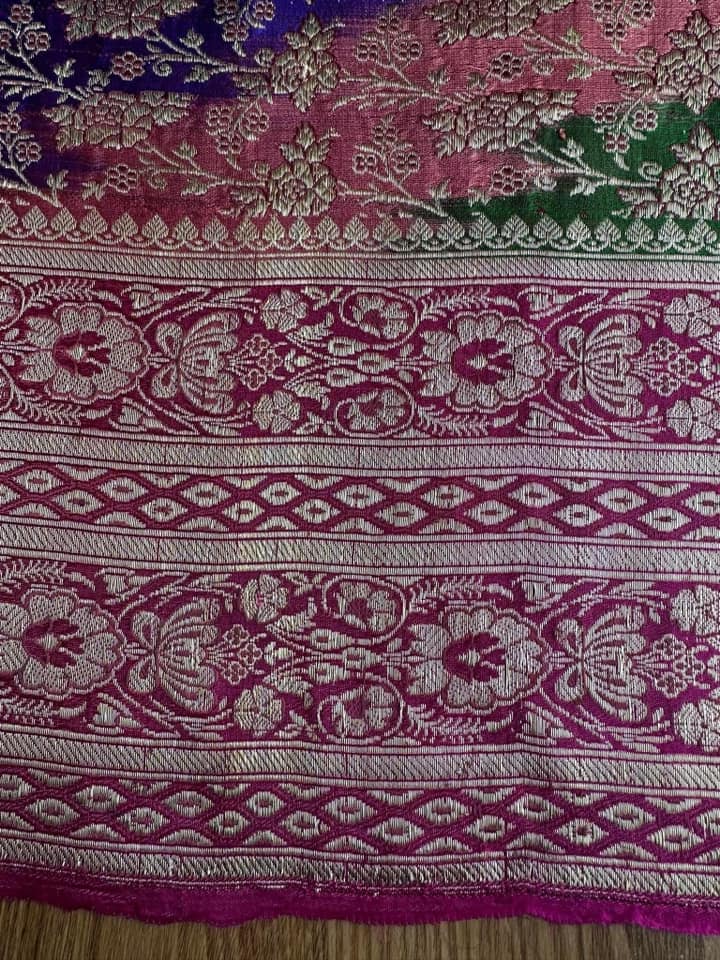 ซิ่น ผ้าปาโตล่า เส้นยืนไหมแท้ ขนาด 110x230ซม สีคละสี รหัส N9-SIL-1118660942