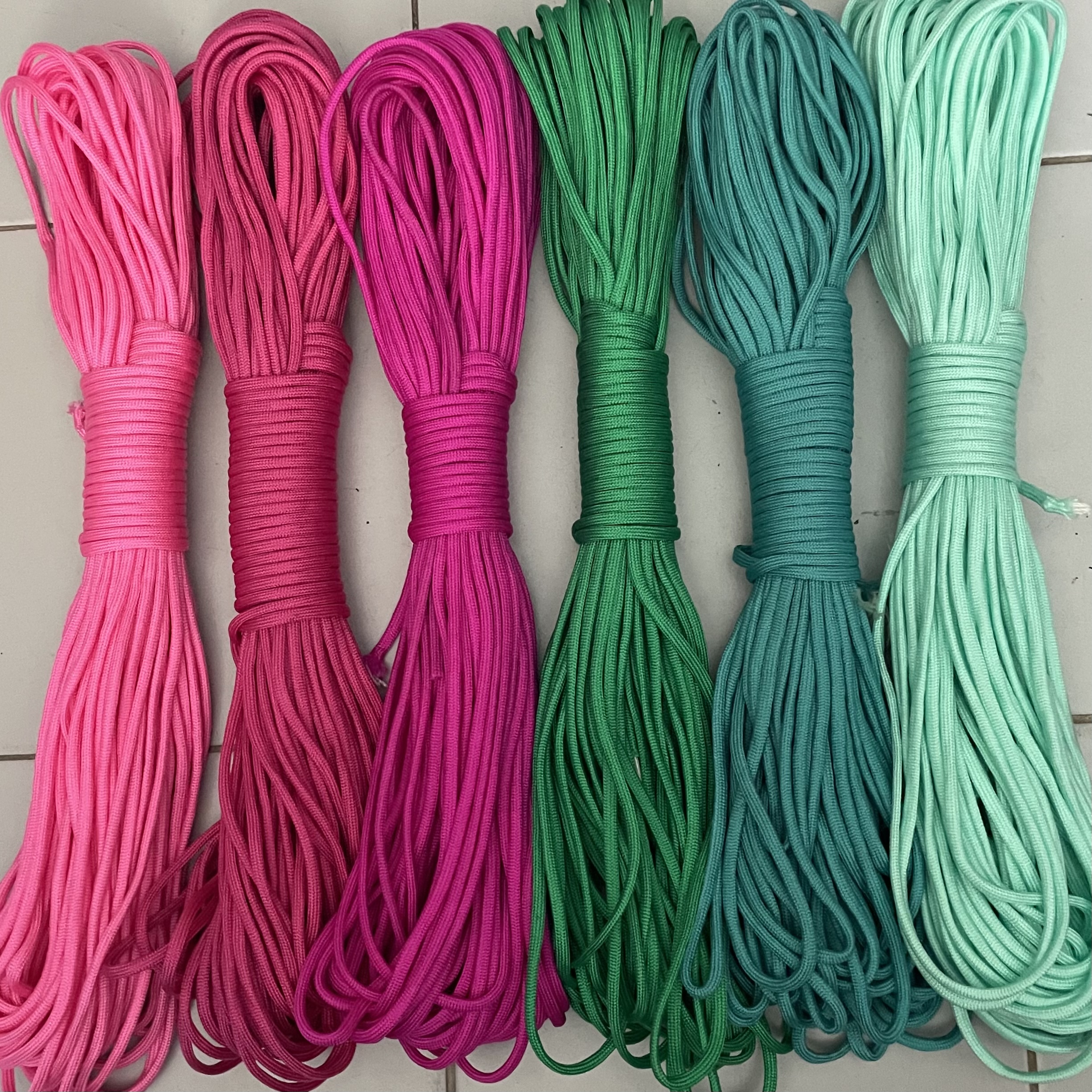 เชือก paracord 550 : solid colors ( 4mm. )