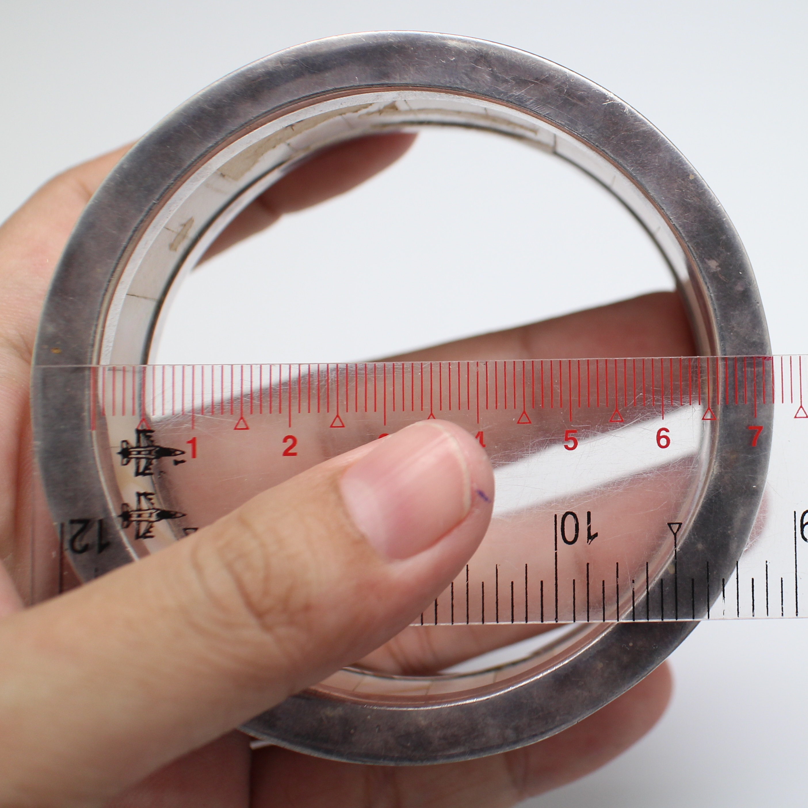 SI0059 กำไลเปลือกหอยมุกหุ้มเงิน เงินแท้ 92.5% นน. 80.1 กรัม