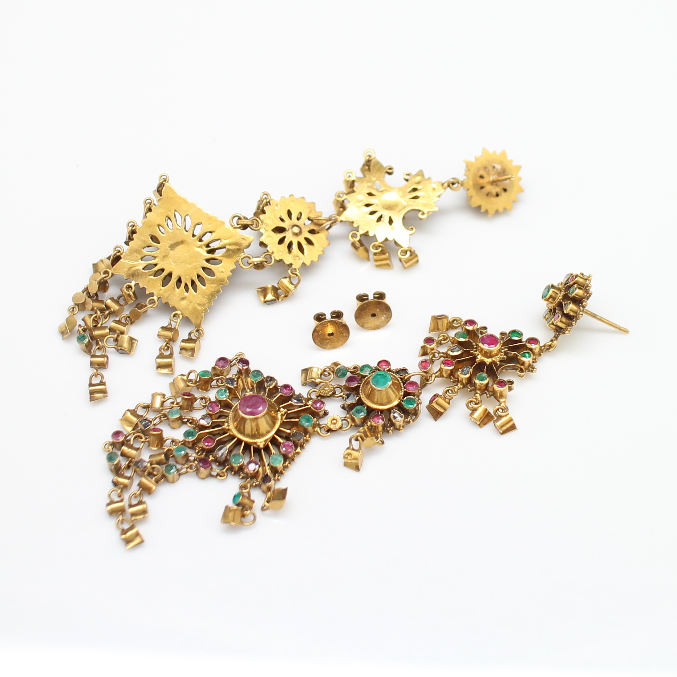 ER25358 ต่างหูระย้าสามสี ทับทิม มรกต เพชรซีก ทองแท้ 90% นน.รวม 39.5 กรัม คู่ใหญ่ งานเก่า สวย