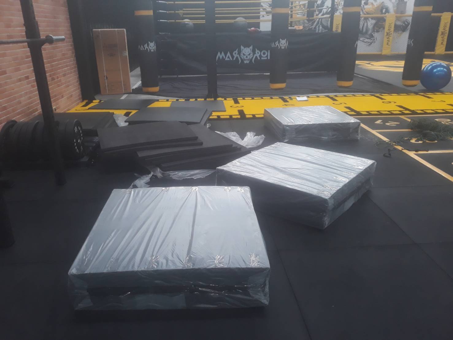 แผ่นโฟมจิ๊กซอว์ราคาถูกราคาเริ่มที่200บาท