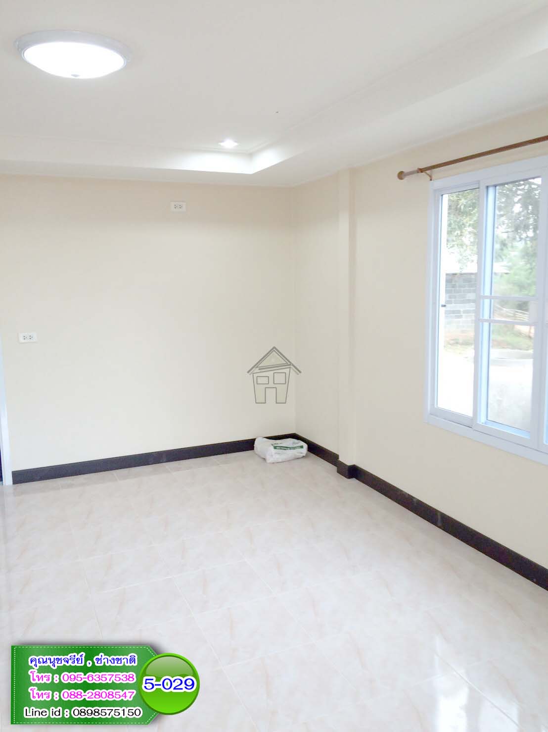 5-029 บ้านกึ่งน็อคดาวน์ คานปูน - บ้านหลังใหญ่ - ทรงโมเดิร์น