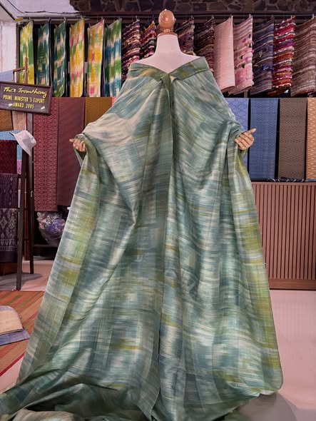 ผ้าไหมลายพิเศษ มัดหมี่ประยุกต์ ไหมแท้ สีมินท์-ขาว-เขียว เลือกตามขนาด รหัส MMFZ-116-1129682