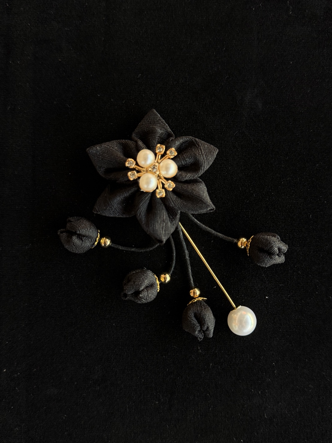 เข็มกลัดดอกมะลิ พวงระย้า ผ้าไหมแท้ (กลัดหน้าอก) GF-ME-1126684