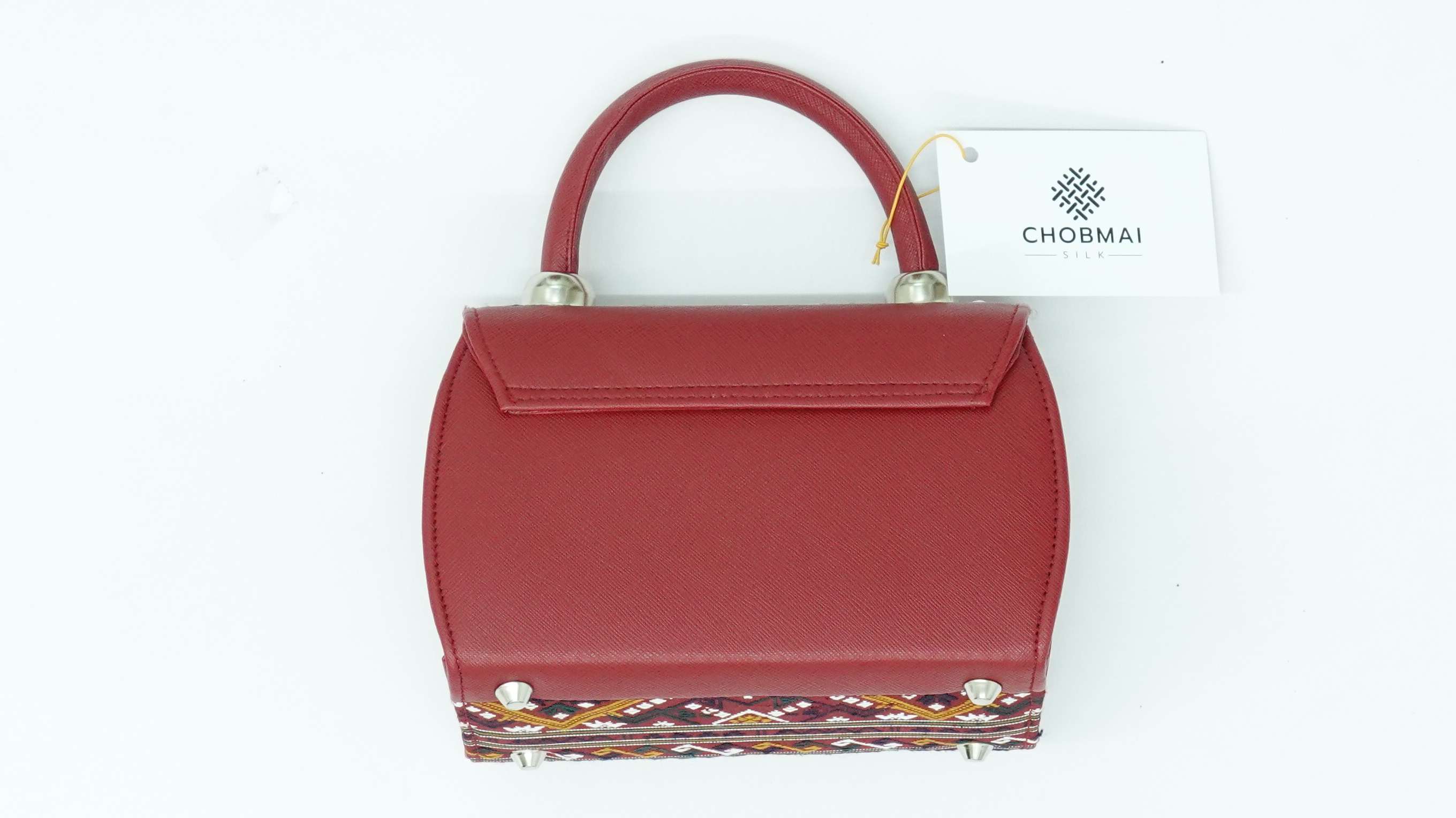 กระเป๋าถือผ้าไหมแพรวา ขนาด 20x14x10ซม. ลายนาคหัวชุมอุ้มดาว ดอกใบบุ่น ขอก่าย งูลอย พื้นสีแดง รหัส GLC-PT-0515680