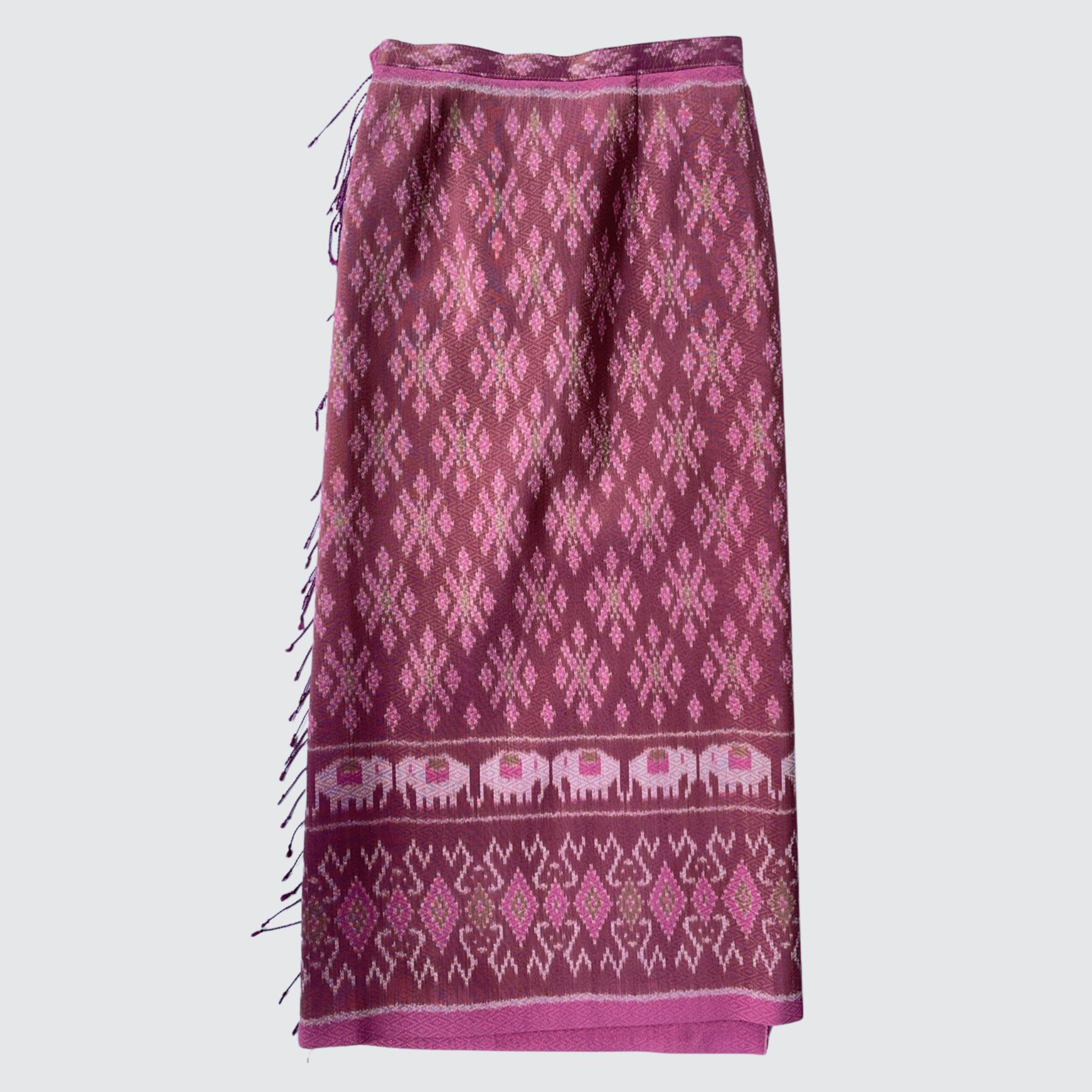 ผ้าถุงป้าย สีธรรมชาติ แบบเลื่อนตะขอตามไซส์ หน้านางข้าง ลายดอกแก้ว สีชมพู รหัส WM-PTS-100968143