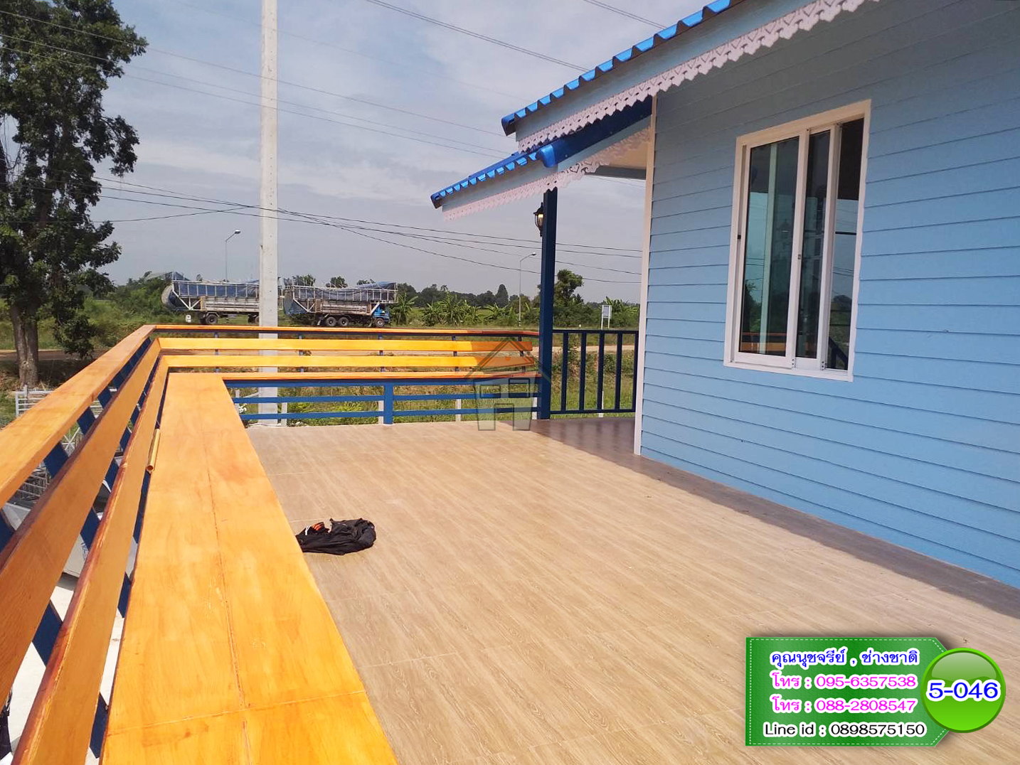 5-046 - บ้านน็อคดาวน์สองชั้นสีฟ้า - หลังใหญ่ - ทรงจั่วมุกซ้อน