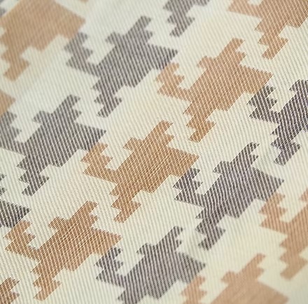 ผ้าไหมสปันซิลเกรด A+ ทอด้วยเครื่องอย่างประณีต หน้ากว้าง 148 ซม. สีครีม ตัดขายเป็นหลา รหัส CISP-CT-103148