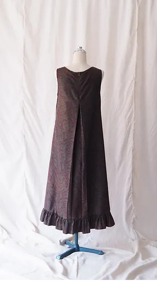 ชุดผ้าไหมตัดสำเร็จ เสื้อตัวยาว รอบอก 35 นิ้ว เฉดสีม่วงเปลือกมังคุด รหัส WR-SKU102156