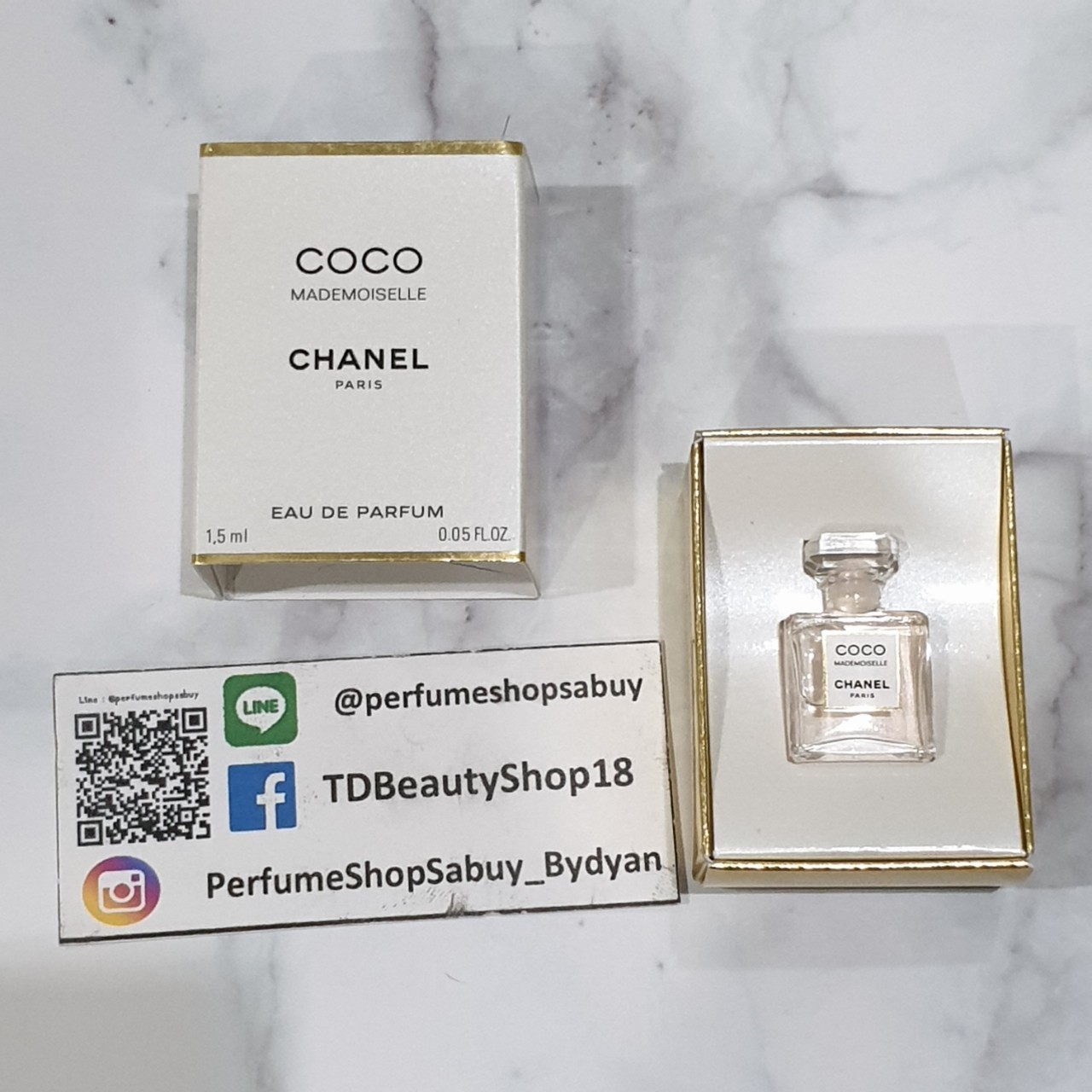 น้ำหอมจิ๋วมินิ Chanel Coco Mademoiselle EDP 1.5ml แบบแต้มมีกล่อง ( Mini Perfume น้ำหอมขนาดพกพา) น้ำหอมจิ๋วมินิ ขวดน่ารัก ตั้งโชว์ก็สวย พกพาก็สะดวก หัวแต้มตามจุดชีพจร