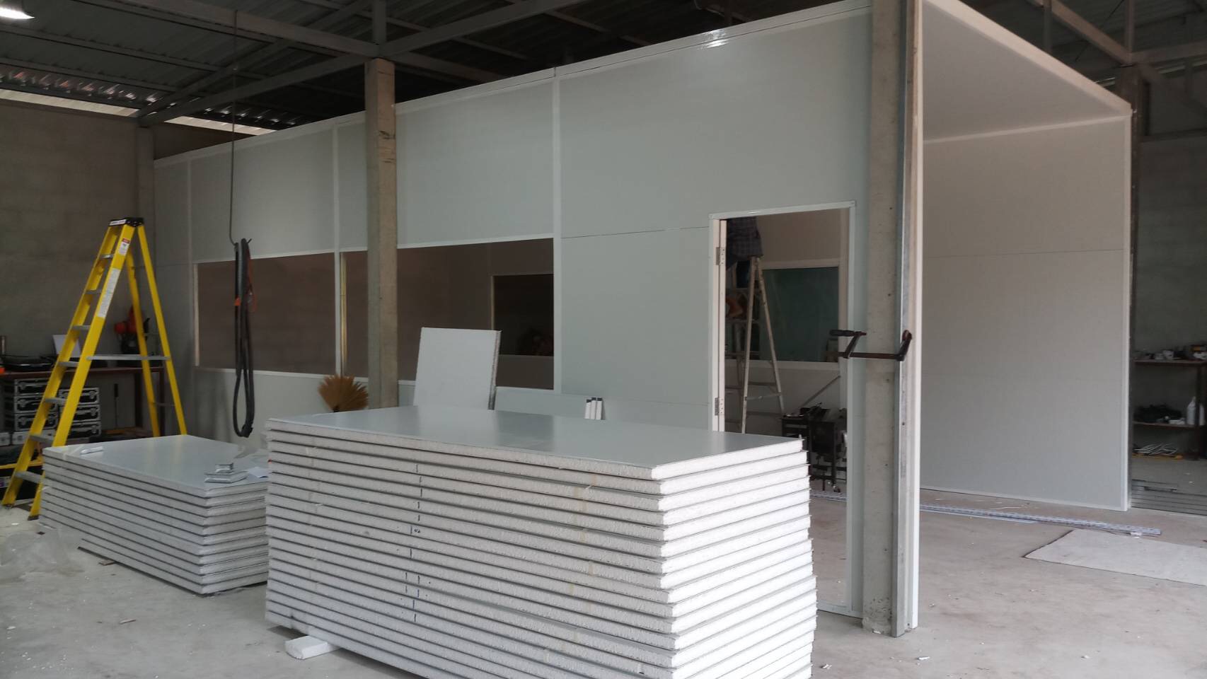 งานกั้นห้อง งานฝ้าผนังeps