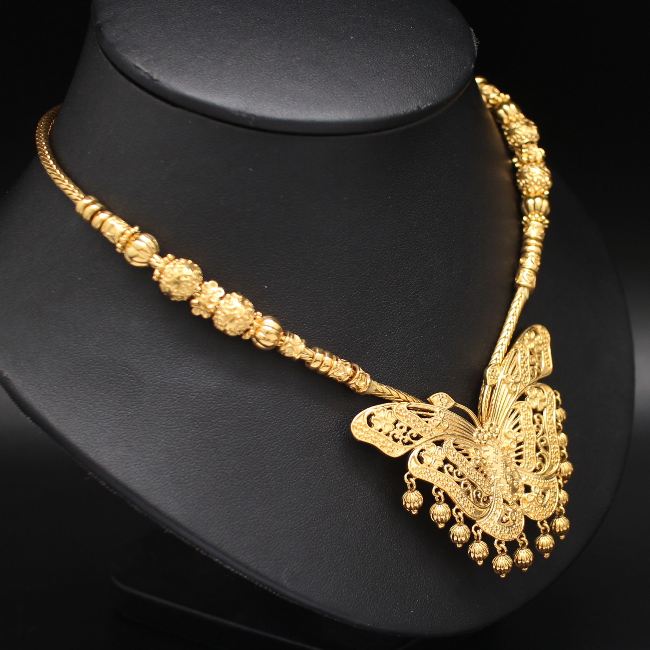 SI368 สร้อยคอผีเสื้อฉลุลาย ปรับความยาวได้ เงินแท้ 92.5% ชุบทอง นน. 73.3 กรัม