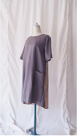 ชุดผ้าไหมตัดสำเร็จ เสื้อตัวยาว รอบอก 38 นิ้ว เฉดสีม่วงอมเทา รหัส WR-SKU102153