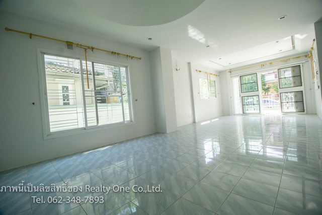 ขาย บ้านเดี่ยว ม.ดิเอมเมอรัลด์ การ์เด้น 1 บางบัวทอง นนทบุรี บ้านสวย