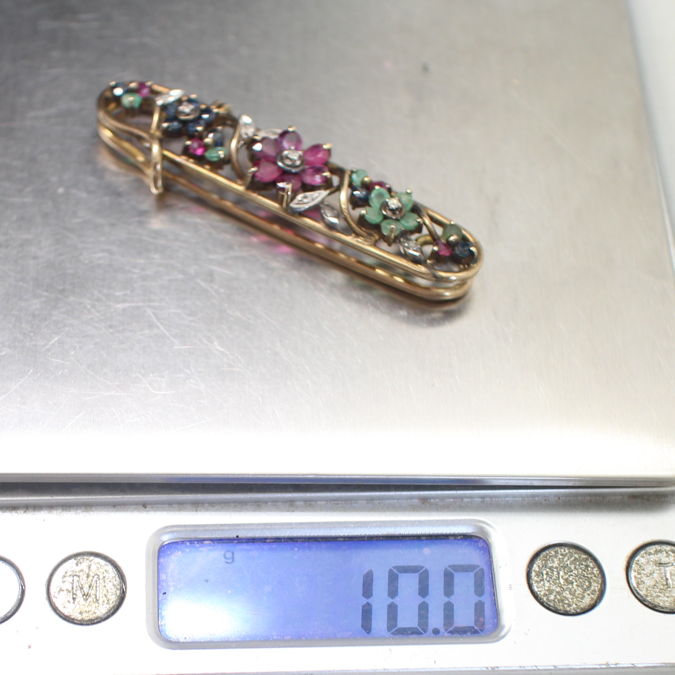 CL25135 เข็มกลัดดอกไม้พลอยหลากสี ทองแท้ 9k นน.รวม 10 กรัม