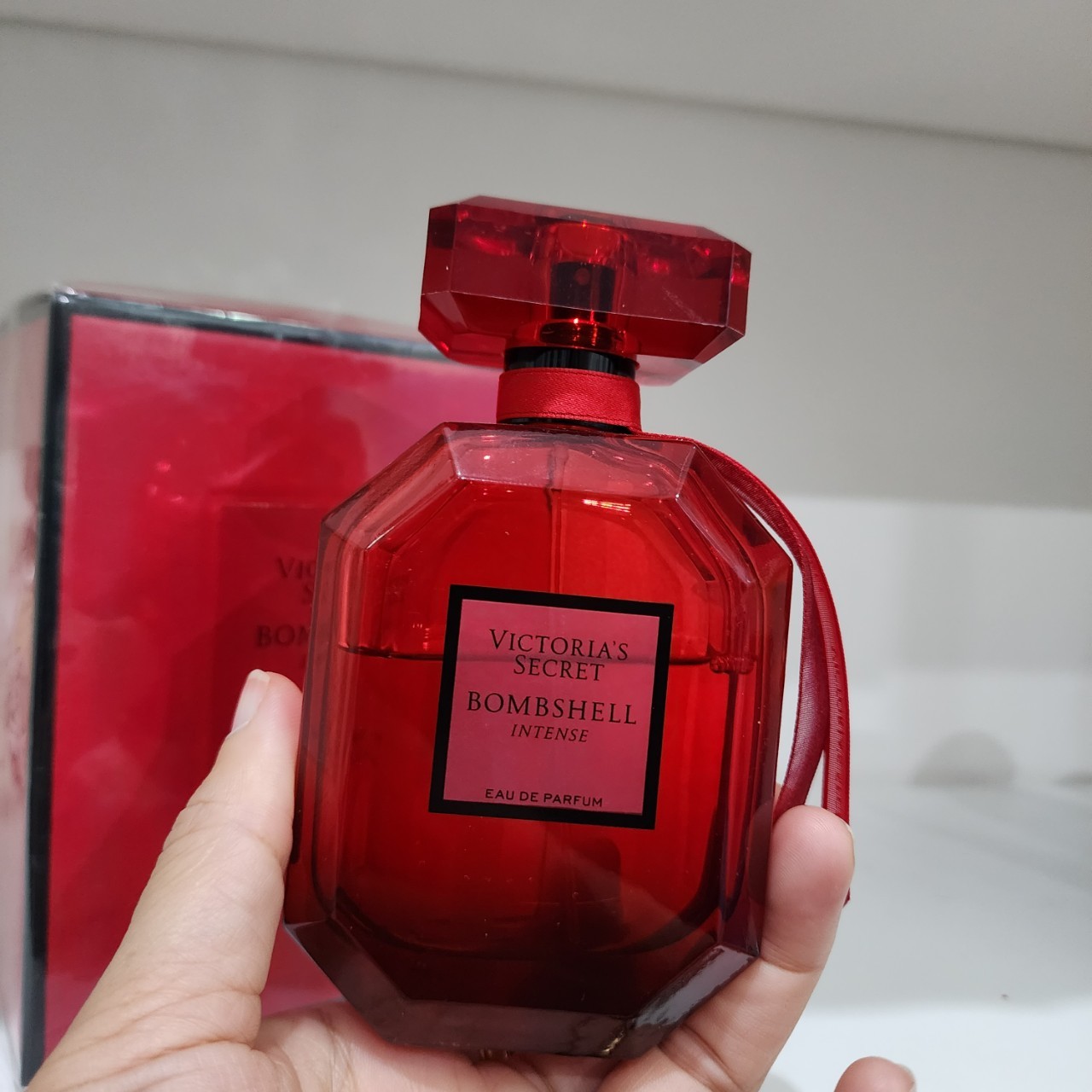 น้ำหอมแท้แบ่งขาย Victoria's Secret Bombshell Intense Eau De Parfum for women💕Travel Size #แบบทดลอง