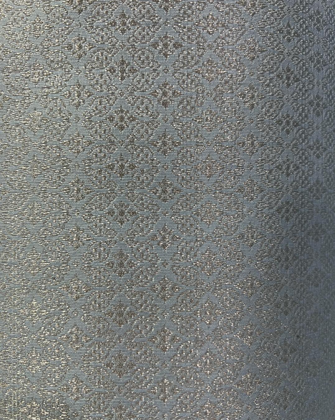 (ผ้าชุด)ผ้าไหมยกดอกลำพูน ขนาด 1.02x4.46เมตร ลายพิกุลโบราณ พื้นสีฟ้าพลาสเทล รหัส N90-29-1023681