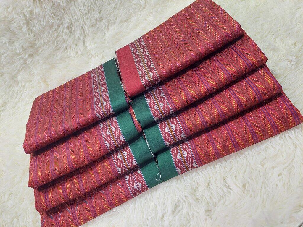 ซิ่น ผ้าไหมมัดหมี่ลายโฮล ขนาด 1x2เมตร สีแดง รหัส R1A-JA005