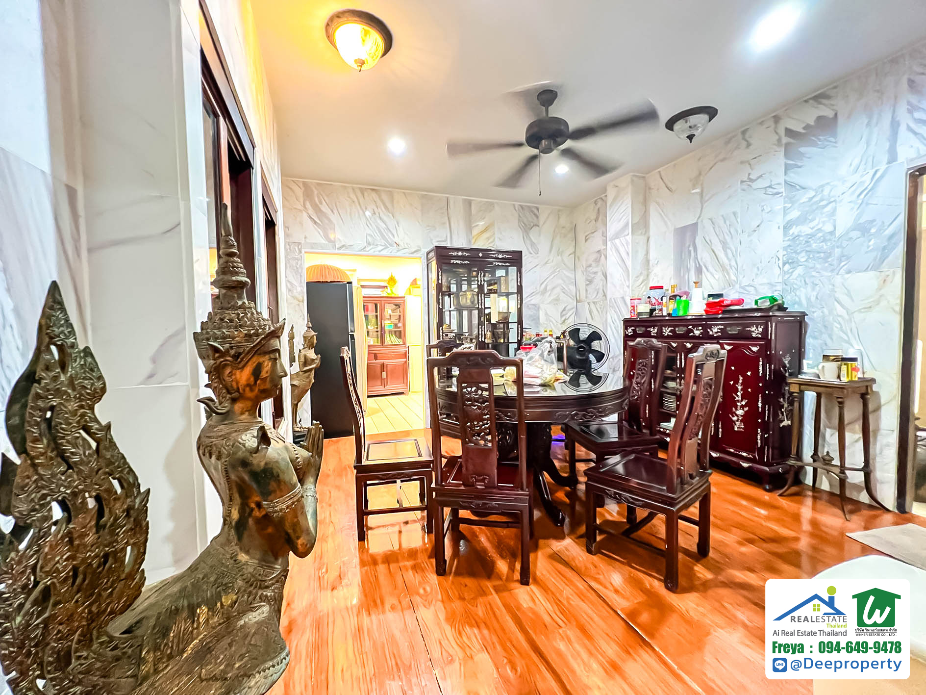 🏡บ้านเดี่ยวเรือนไทยประยุกต์ 3 หลัง ตกแต่งครบพร้อมอยู่ บนพื้นที่ดินรวม 185 ตรว. พหลโยธิน ซ.24 ใกล้ BTS และ ห้างดัง Central ลาดพร้าว, Major รัชโยธิน.