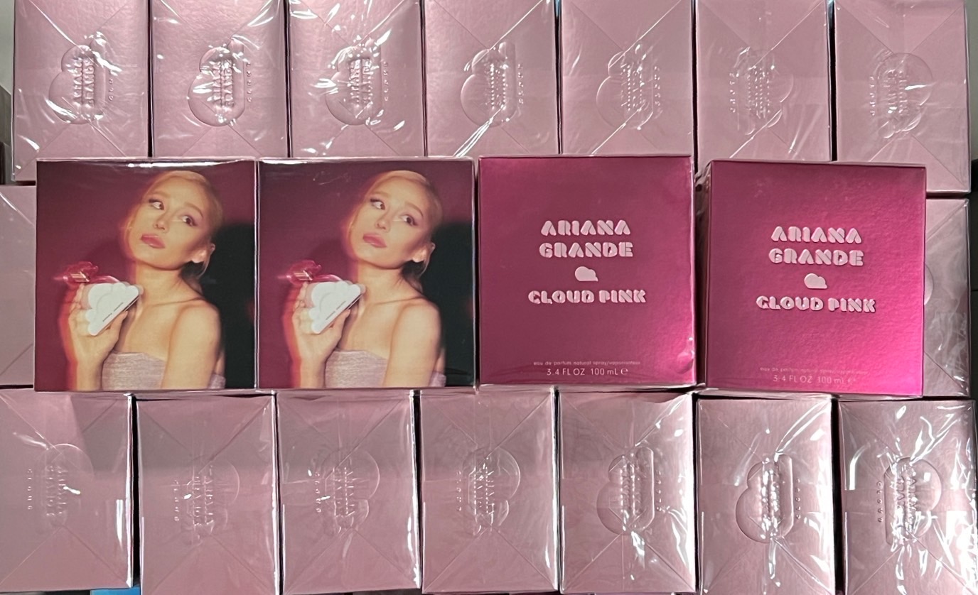 น้ำหอมแท้ Ariana Grande Cloud Pink Eau De Parfum 100ml กล่องซีล