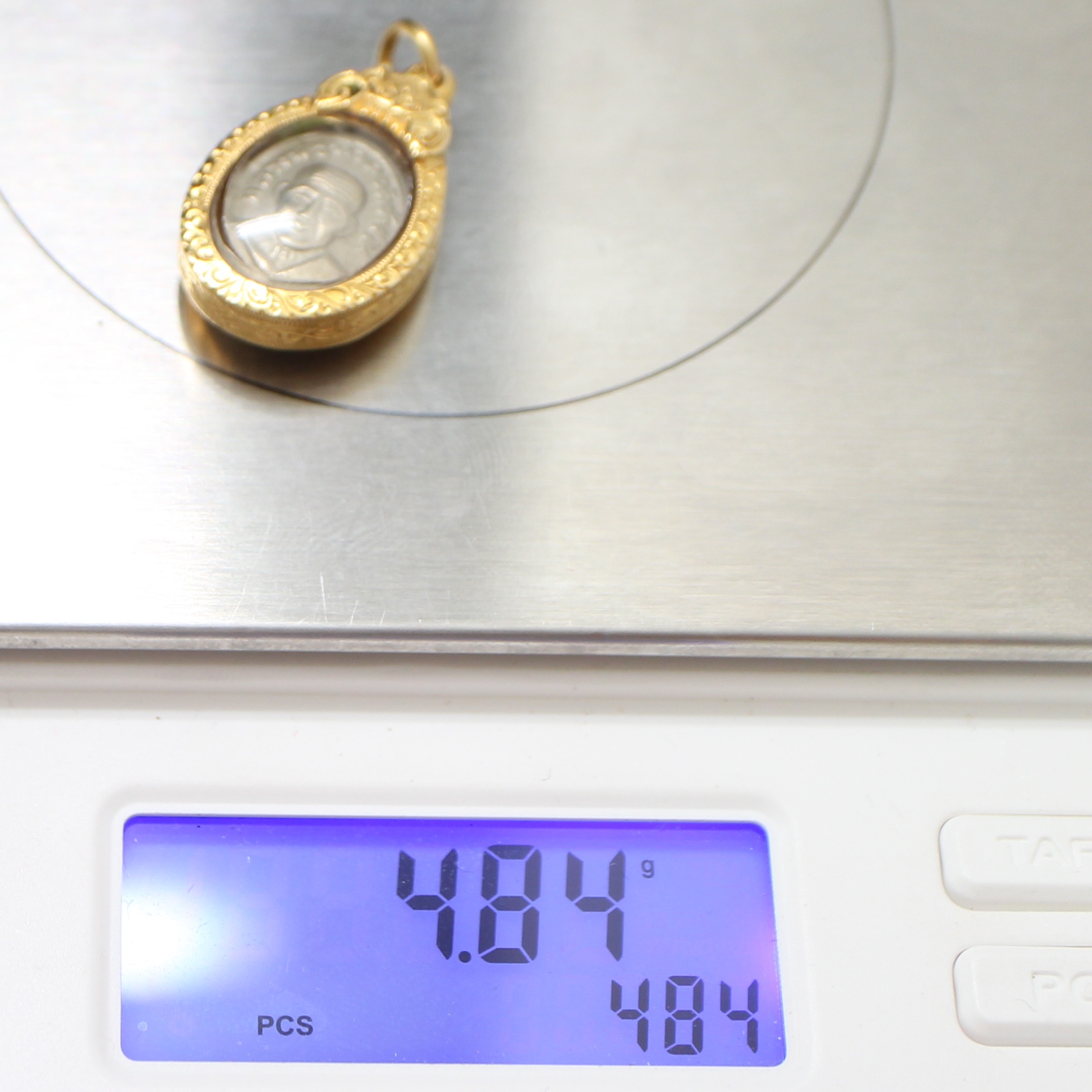 PD25319 จี้หลวงพ่อทวดวัดช้างไห้ กรอบทองแท้ 90% นน.รวม 4.84 กรัม