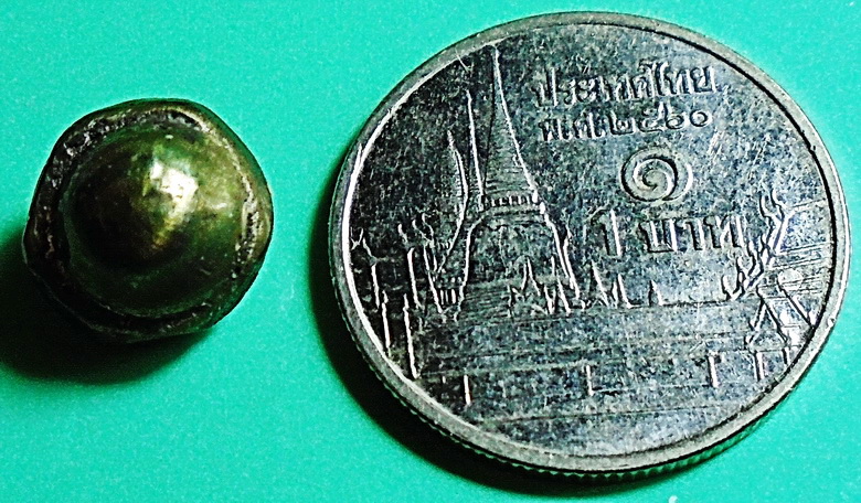 เมฆสิทธิ์ หลวงพ่อทับ วัดอนงค์ พิมพ์เม็ดกระดุม