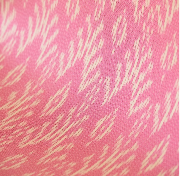 ซิ่น ผ้าไหมมัดหมี่ ไหมแท้ สีชมพู เลือกตามขนาด รหัส CISP-CT-103157