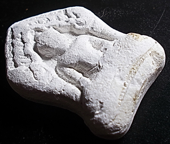 พระผงมหาจักรพรรดิ์ พิมพ์ยอดขุนพลซุ้มเรือนแก้ว หลวงตาม้า วัดถ้ำเมืองนะ เชียงใหม่