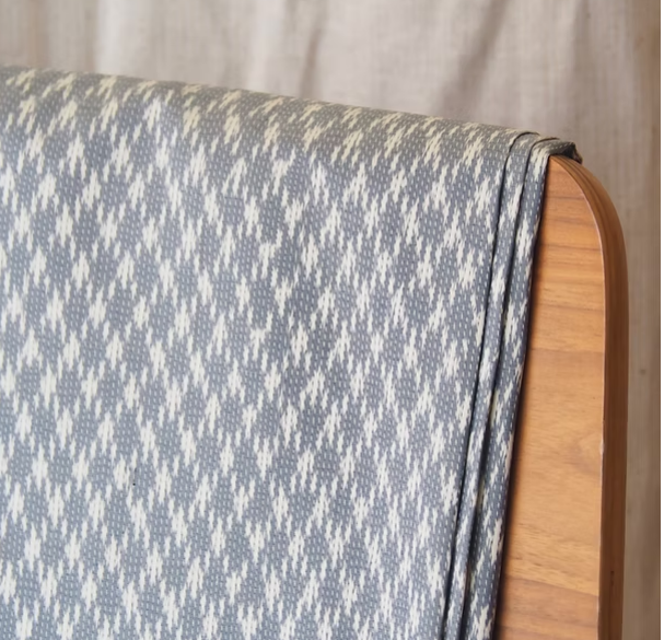 ซิ่น ผ้าไหมมัดหมี่ ไหมแท้ สีเทาฟ้า เลือกตามขนาด รหัส CISP-CT-103159