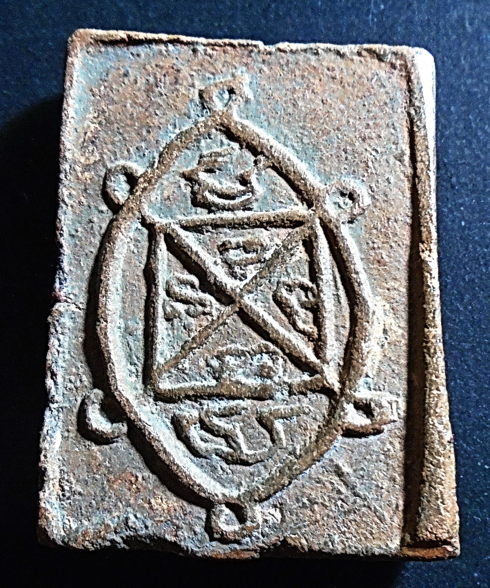 สมเด็จ เนื้อดินผสมผงหลังยันต์พญาเต่าเรือน พิมพ์ตุ๊กตา ลพ.คร้าม วัดพระเงิน นนทบุรี