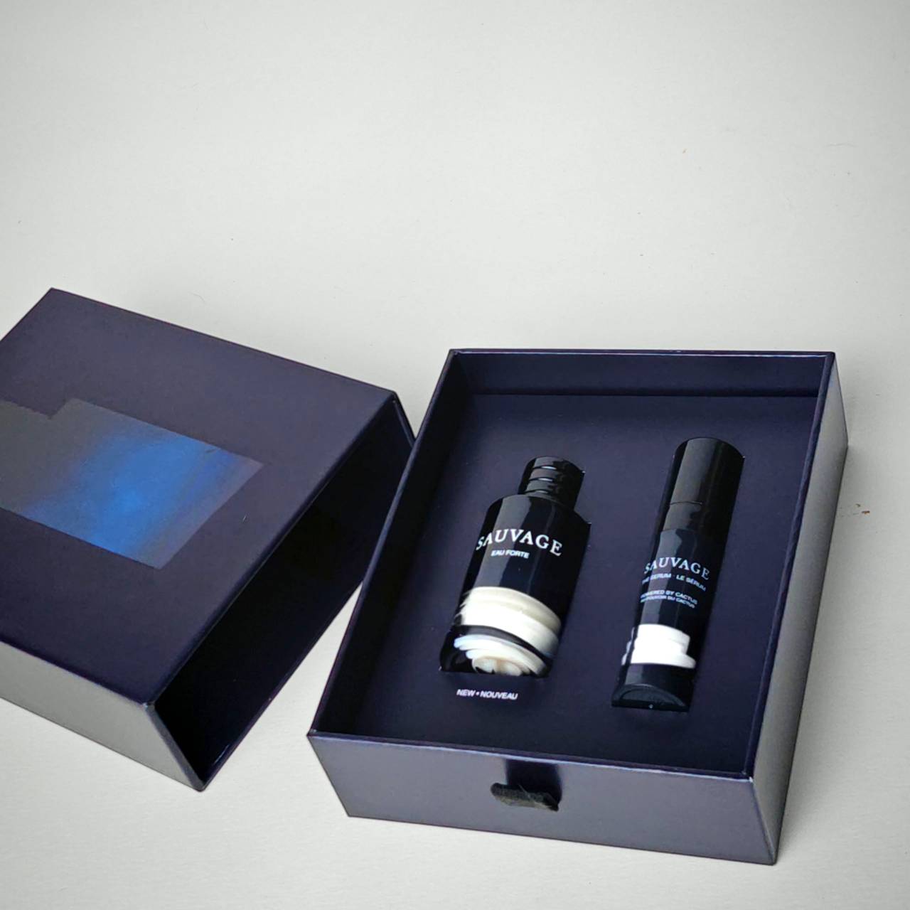 น้ำหอมจิ๋วมินิ Dior Sauvage Eau forte Set ✨ น้ำหอมมินิ หัวแต้ม 10 ml ✨ Face serum Anti Age 5 ml