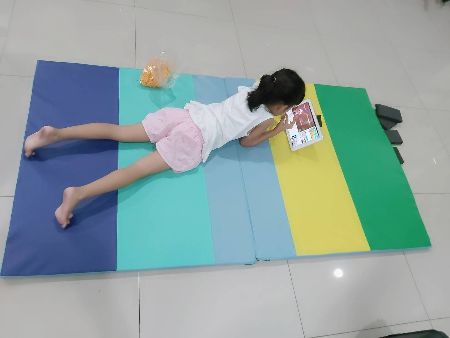 เบาะรองนอน เล่นโยคะ ออกกำลังกายขนาด1x2mหนา3cm ราคา1,300บาท