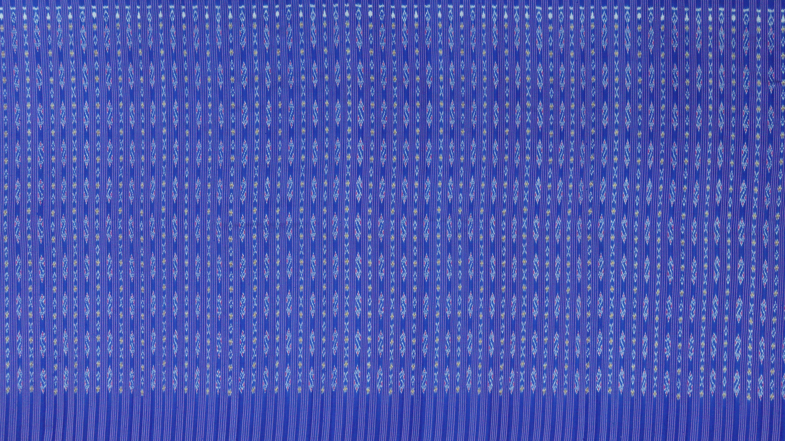 ซิ่น ผ้าไหมพื้นเมือง ลายขอคั่นโบราณ สีน้ำเงิน เลือกขนาด รหัส 4R2Q-ME-66-0819672