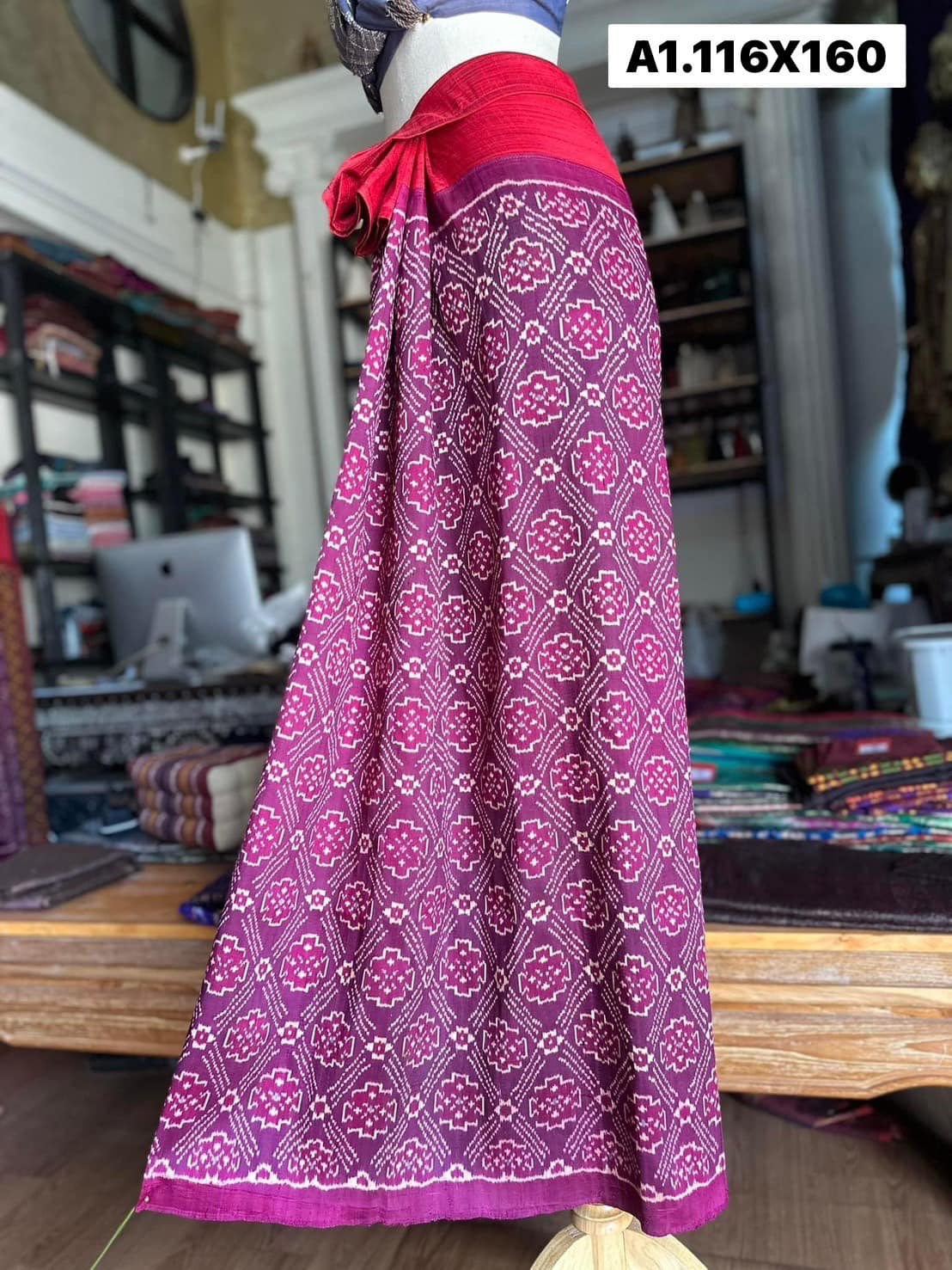 ซิ่น พระตะบอง ไหมบ้านสาวมือ สีธรรมชาติ ขนาด 116x160ซม สีม่วงอมชมพู รหัส N9-SIL-A1