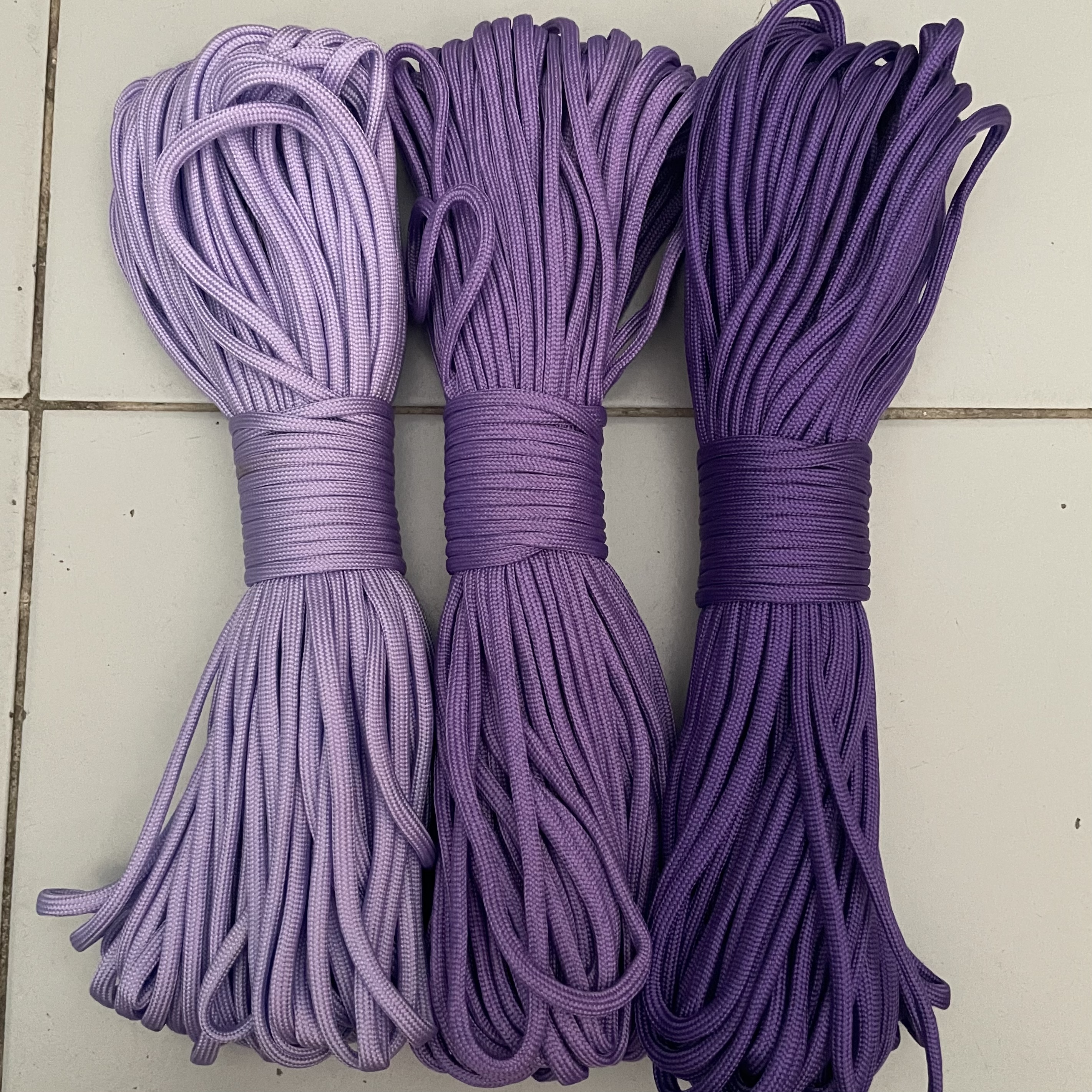 เชือก paracord 550 : solid colors ( 4mm. )