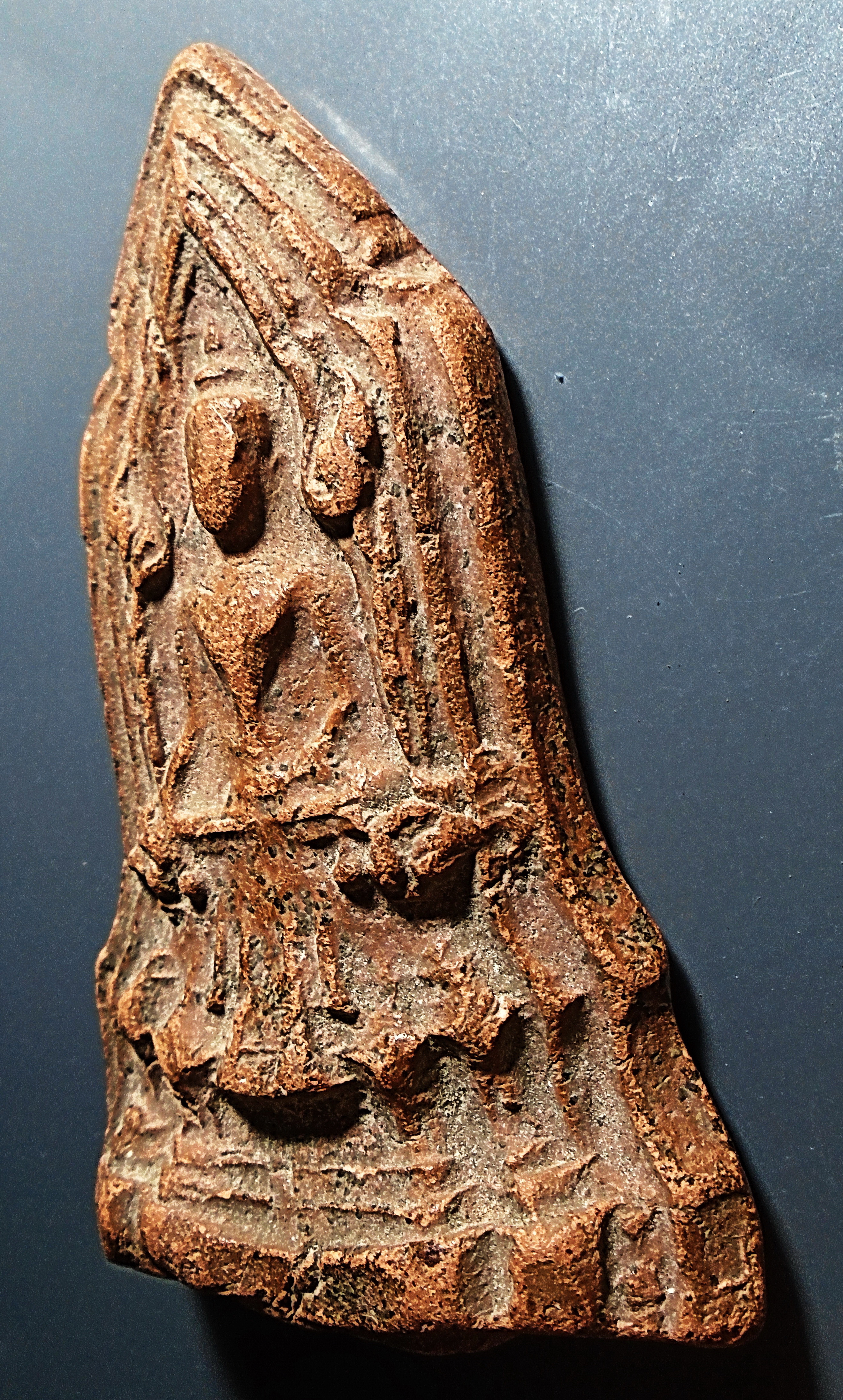 พระโคนสมอ ปางมารวิชัย เนื้อดิน ศิลปอยุธยา-รัตนโกสินทร์