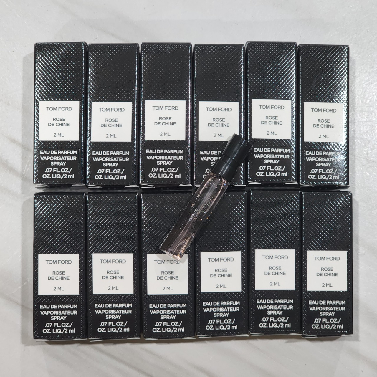 น้ำหอมไวออลหลอดทดลอง Tom Ford Private Rose de Chine ( Rose Garden Collection ) 2ml Spray Sample Vial ขนาดทดลองแบบ VIAL