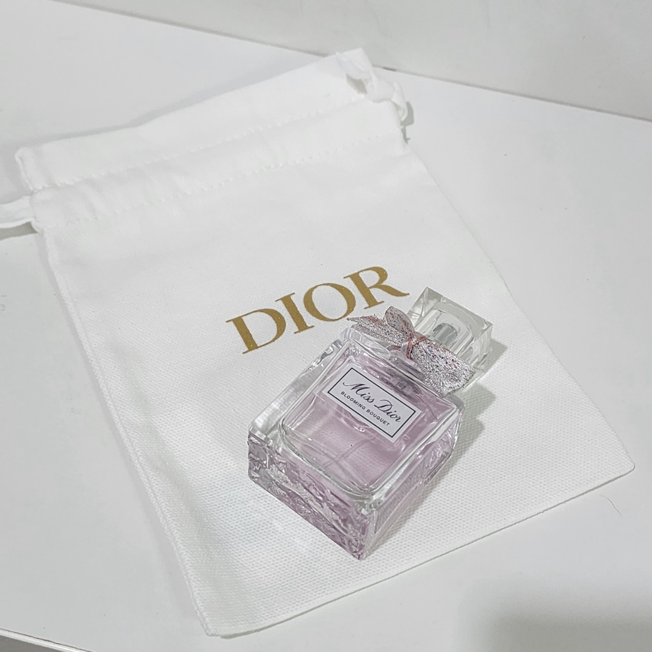น้ำหอมแท้ Christian Dior Miss Dior Blooming Bouquet 30ml แยกจาก SET ไม่มีกล่องแต่มีถุงกระดาษให้ค่ะ +ถุงผ้า