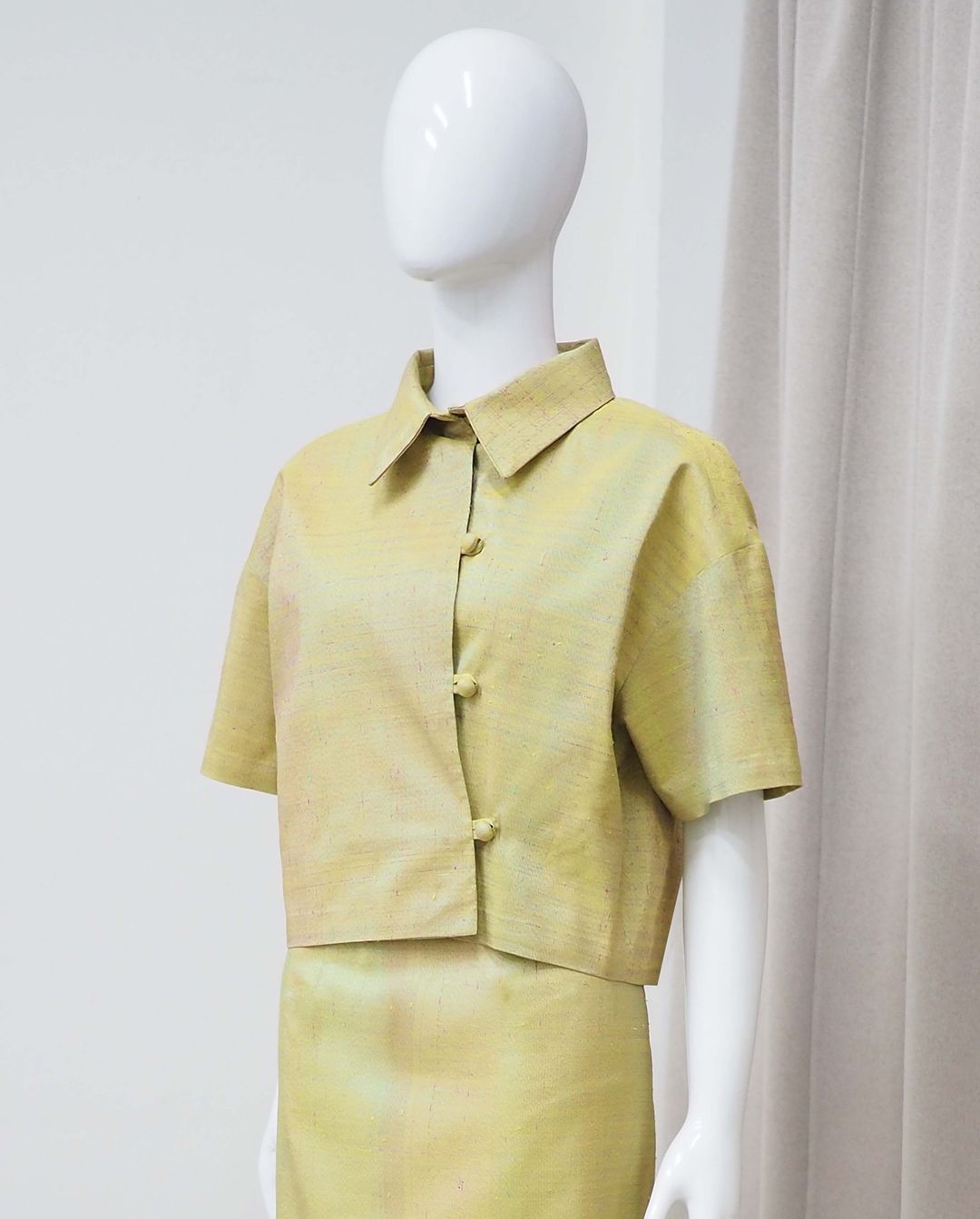 แบบตัดชุด แยกชิ้น เสื้อ+กระโปรง ผ้าไหม (ไม่รวมผ้า) chobmai x JHN รหัส CUT-51-072167