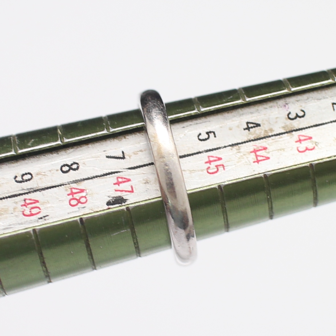 RG250080 แหวนเพชรชู 0.50 กะรัต มีเซอร์ GIA น้ำ E ,VS2 เพชรข้าง 0.02 กะรัต ทองแท้ 18k นน.รวม 3.5 กรัม ขนาดแหวน 46