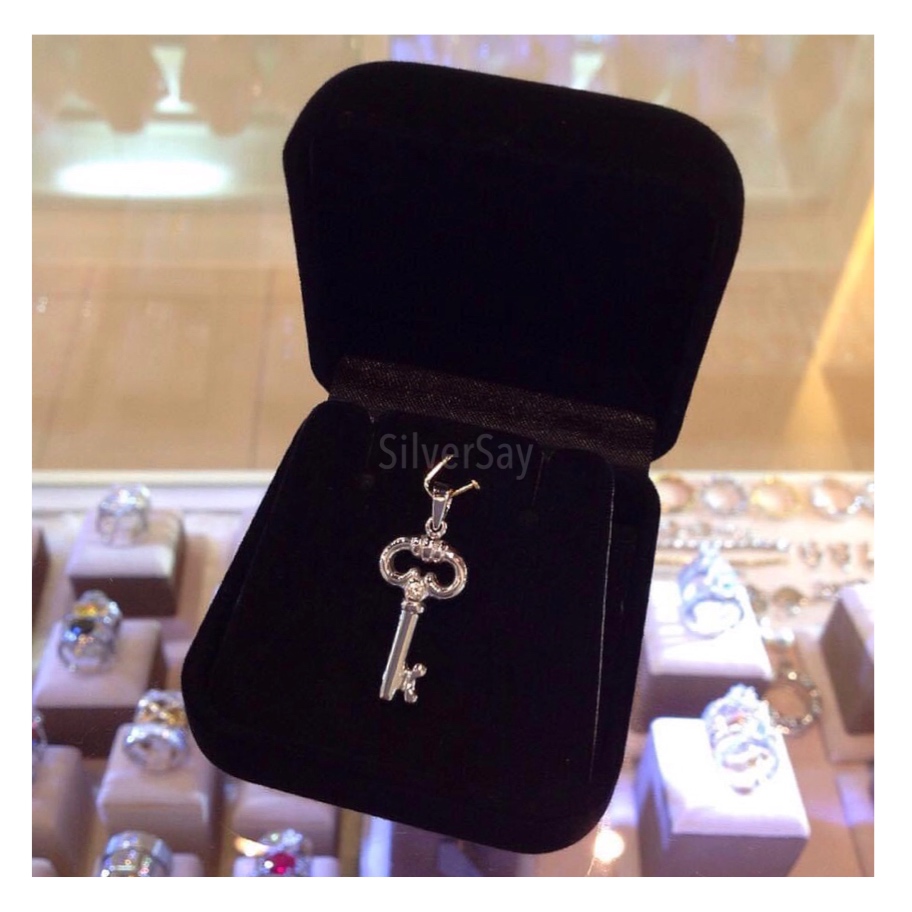 จี้กุญแจ ฝังเพชรสวิสสองด้าน/หน้า-หลัง/สีทองคำ22k