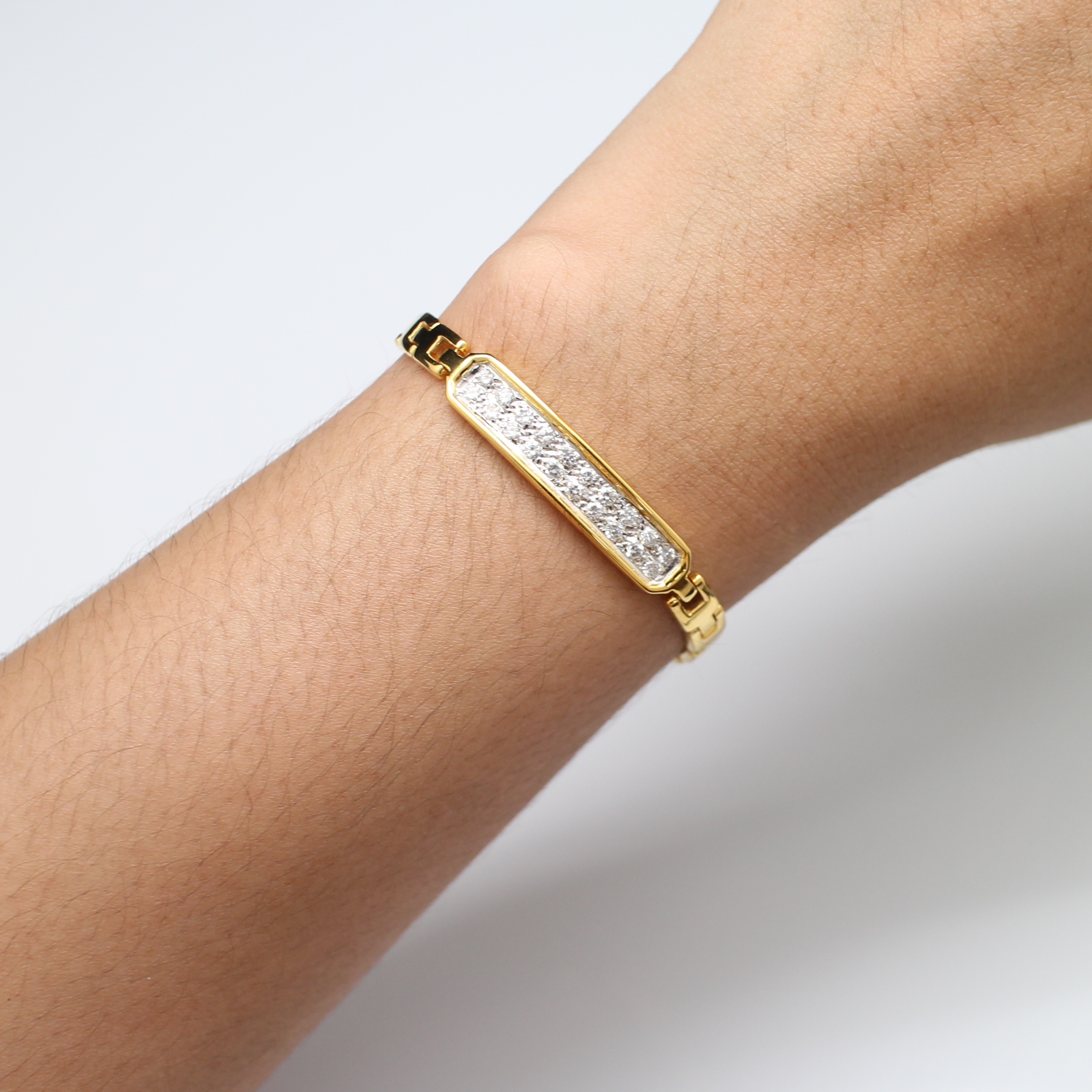 BL25026 สร้อยข้อมือเพชรแถวครึ่งเส้น เพชรแท้ 20 เม็ด 0.80 กะรัต ทองแท้ 14k นน.รวม 18 กรัม ยาว 15.5 ซม. เพชรไฟดี