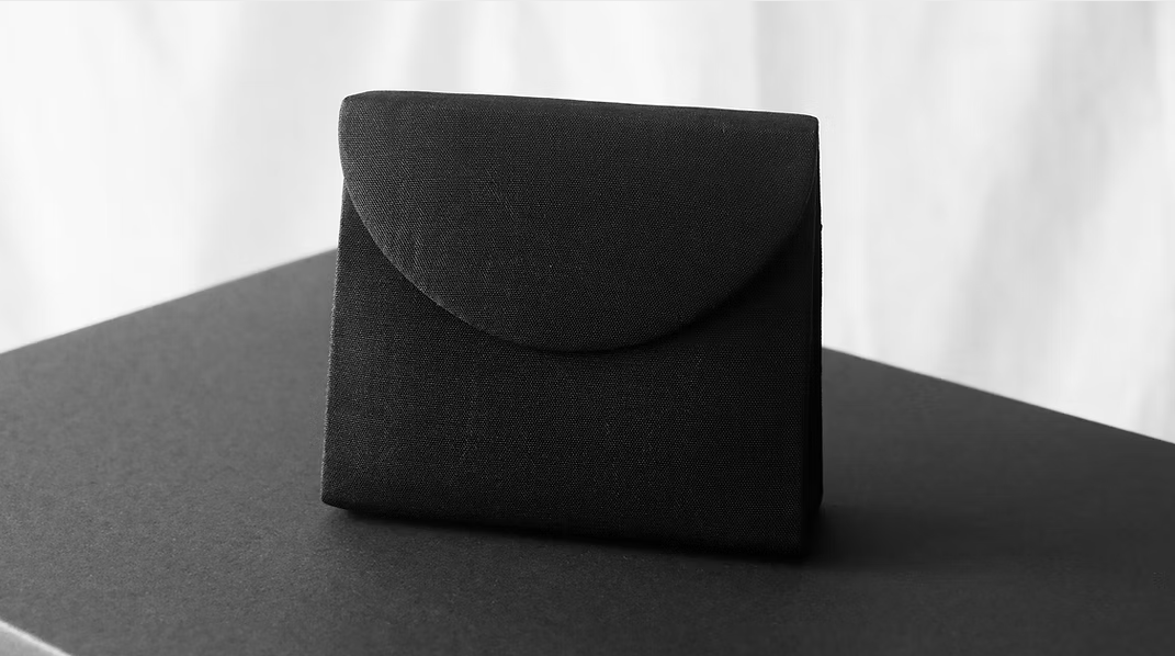 กระเป๋าใส่ของขนาดเล็ก ขนาด 3x9.5x8 cm.สีดำ GL-CT-103411