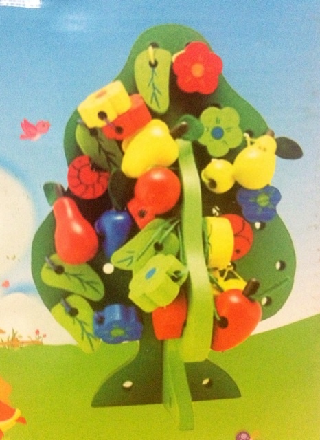 ของเล่นไม้- Fruit Tree ร้อยเชือกต้นไม้ต้นไม่สำหรับฝึกร้อยเชือก เป็นการฝึกกล้ามเนื้อมือ ฝึกสายตา เด็กๆจะเรียนรู้จักวงจรของต้นไม้ ส่งฟรี