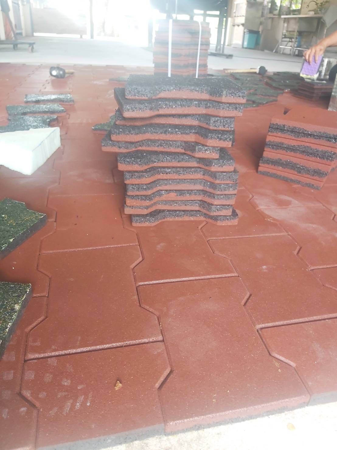 แผ่นยางปูพื้นคอกม้าบล็อคยางหนา25mm