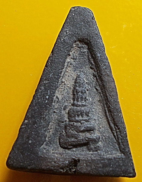 พระอู่ทองจงอางศึก เนื้อดิน ปี 2510 ลพ.มุ่ย วัดดอนไร่ปลุกเสก