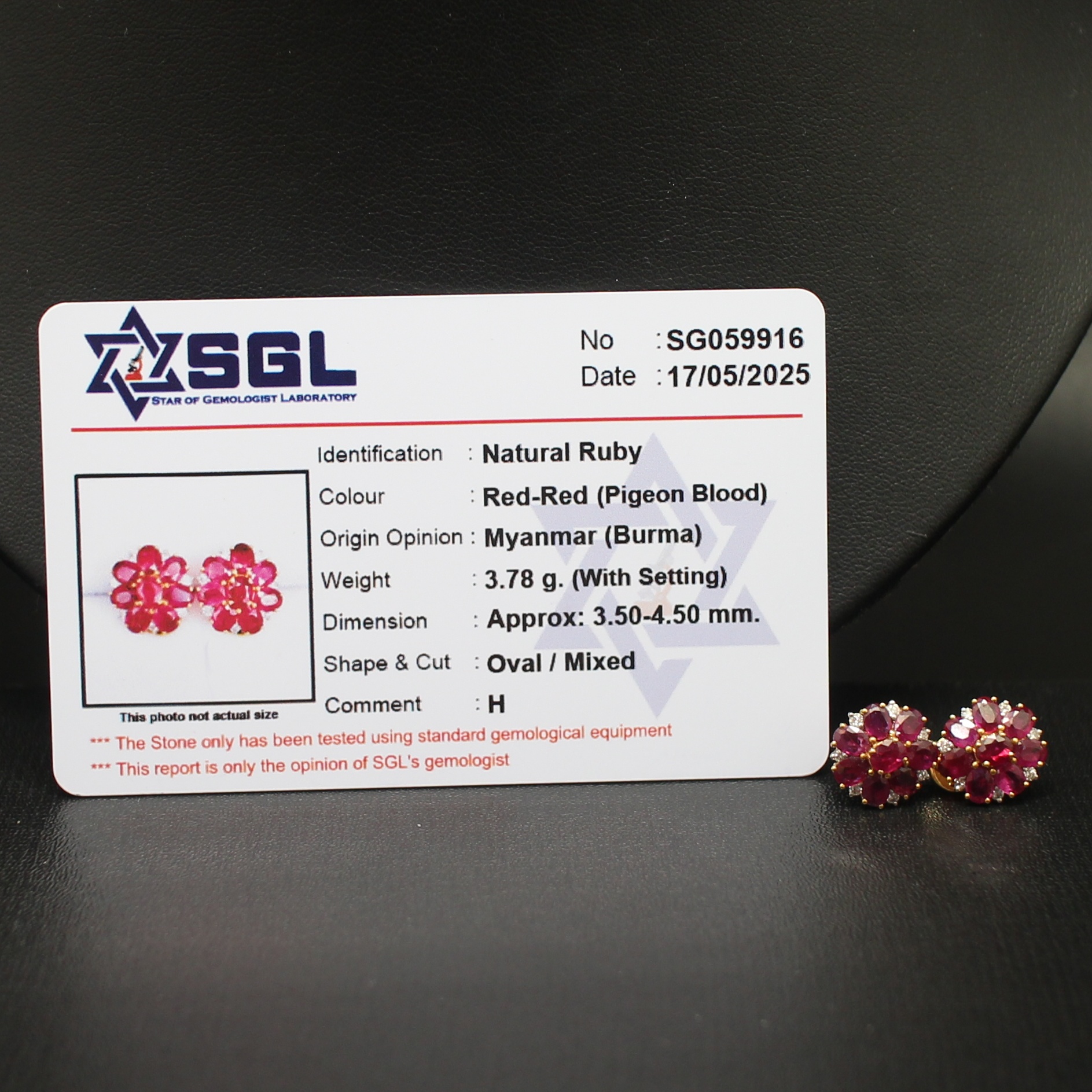 ER25056 ต่างหูทับทิมกระจุกฝังเพชร เพชรแท้ 14 เม็ด 0.20 กะรัต ทองแท้ 18k นน.รวม 3.8 กรัม