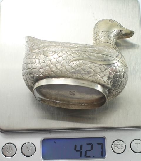 SI0082 ตลับเป็ดคู่ 2 ตัว เงินแท้ 92.5% นน. รวม 86.8 กรัม งานสวยสภาพดีค่ะ