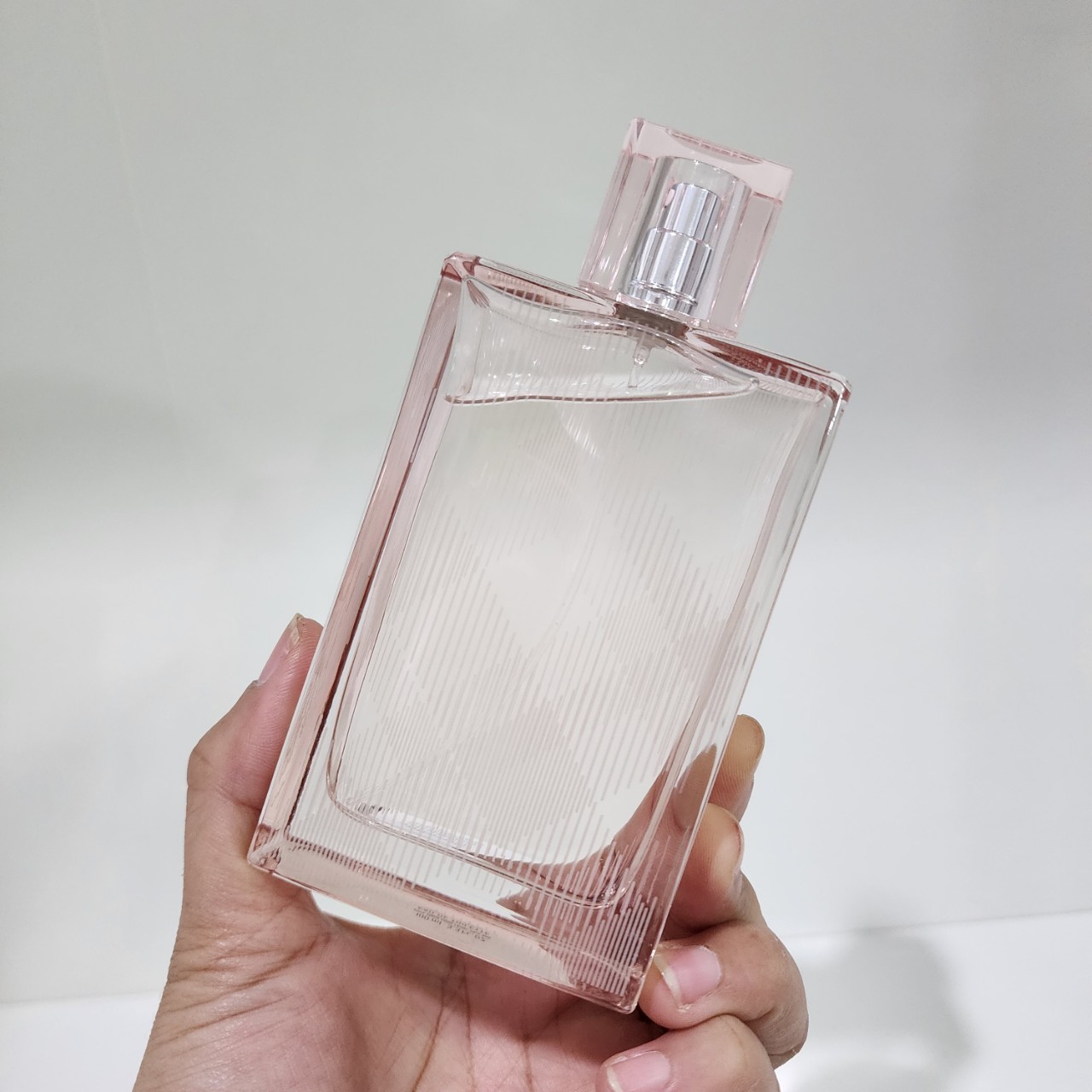 น้ำหอมแท้ Burberry Brit Sheer for Women EDT 100 ml.กล่องเทสเตอร์ของแท้ 100%
